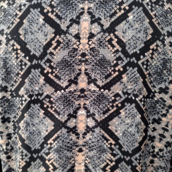 Scoop NYC Reptile Print Open Front Light Jacket - Picture 10 of 12